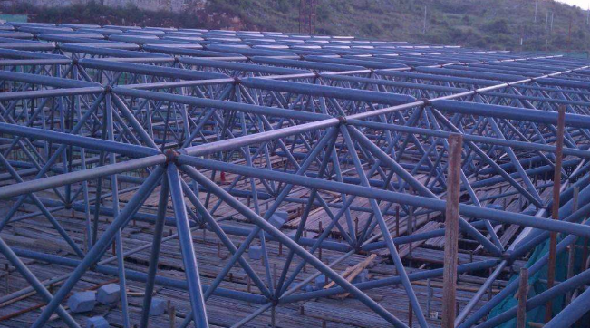 巢湖概述网架加工中对钢材的质量的过细恳求